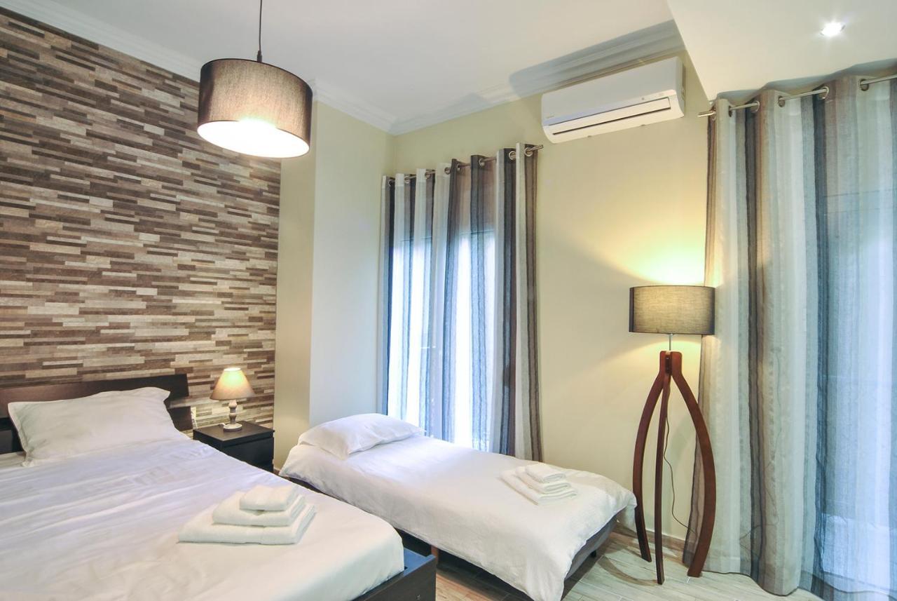 Studio 20 Патра Екстериор снимка