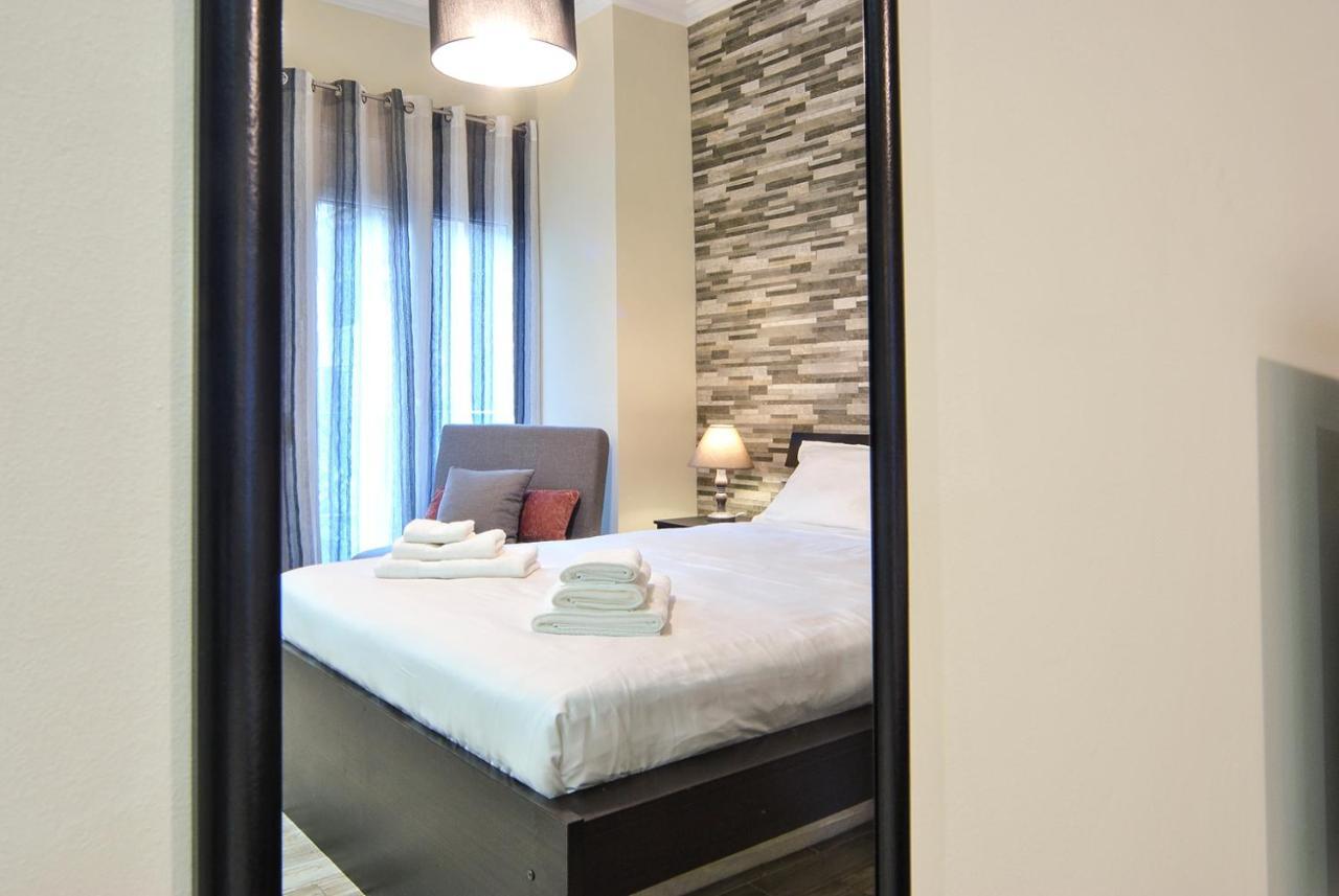 Studio 20 Патра Екстериор снимка